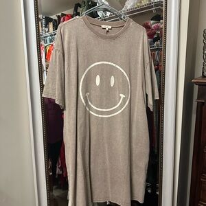 TSHIRT DRESS 
PERFECT FOR SUMMER